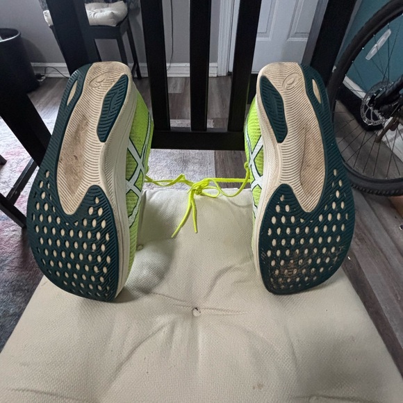 ASICS Magic Speed 2 - Picture 4 of 4